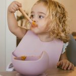 Interbaby Σετ Αντιολισθητικό Μπολ Και Κουτάλι Από Σιλικόνη Dark Pink - Image 9